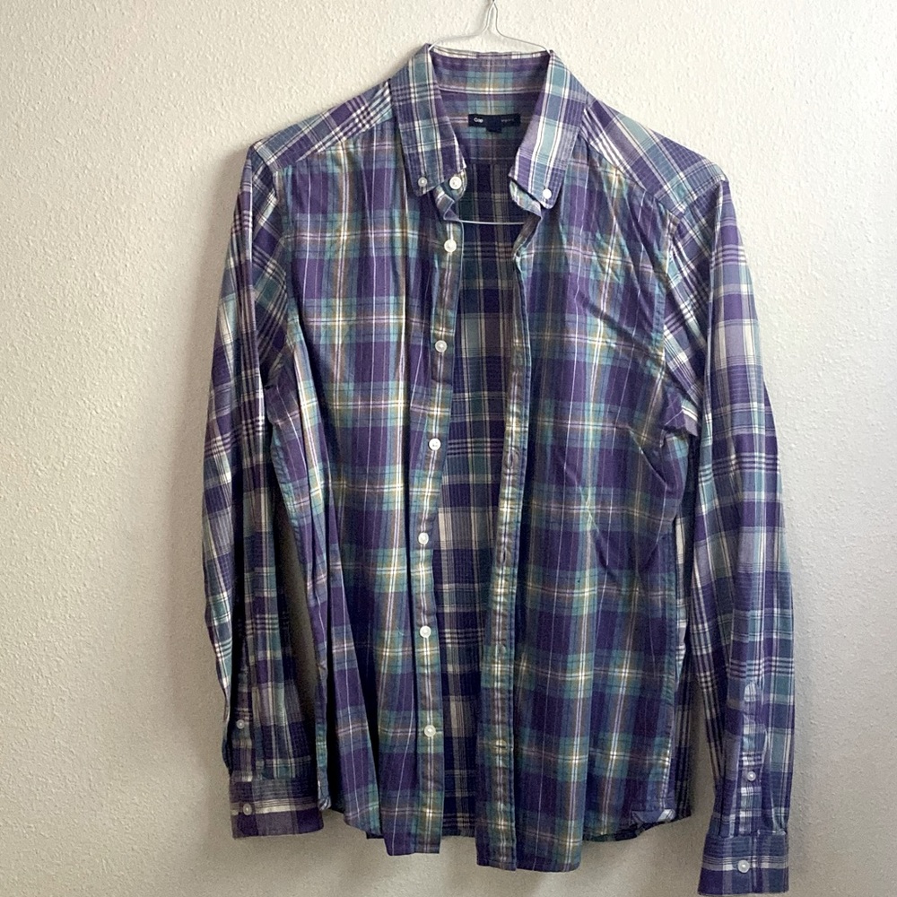 Gap mens plaid button down shirt